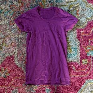 Lululemon Swiftly Tech Short Sleeve Hip Length Tee